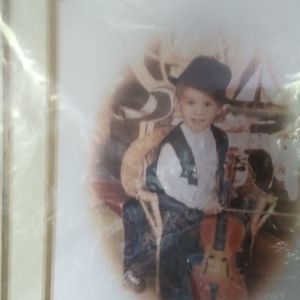 Meet your Posher, Julie